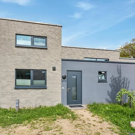 Holiday home Cozy In Lembruch-duemmer With Sauna *